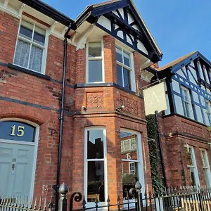 Alcuin Apartment York