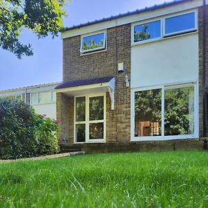 Twin In Crawley,gatwick,west Sussex Ifield