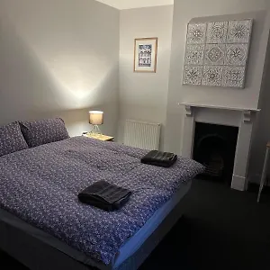 Luton Town House Near Airport Homestay Luton (Bedfordshire)